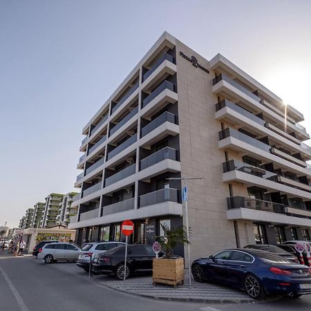Plazza Mamaia Nord Aparthotel Navodari Bagian luar foto
