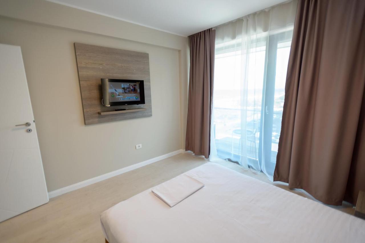 Plazza Mamaia Nord Aparthotel Navodari Bagian luar foto