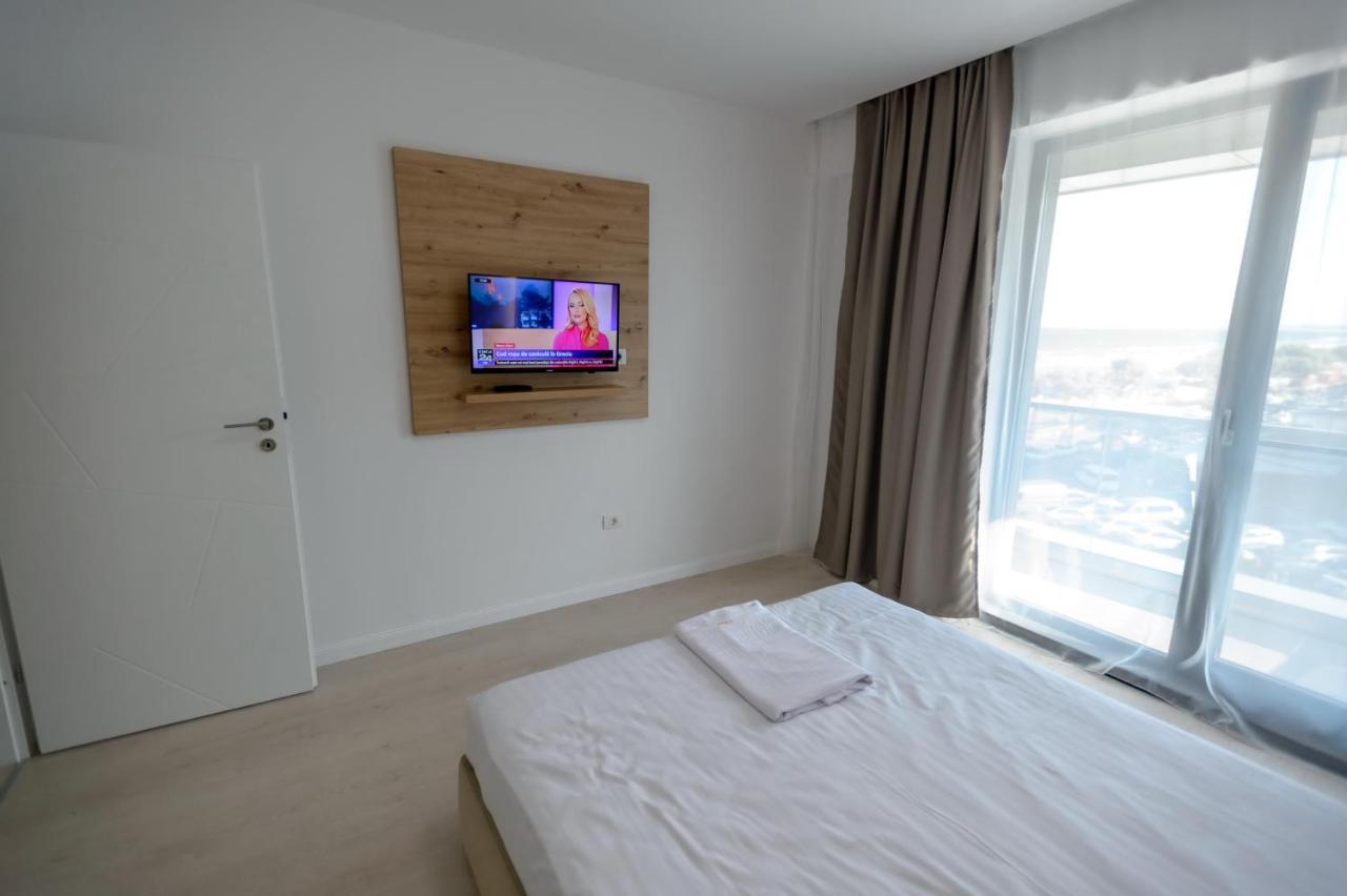 Plazza Mamaia Nord Aparthotel Navodari Bagian luar foto