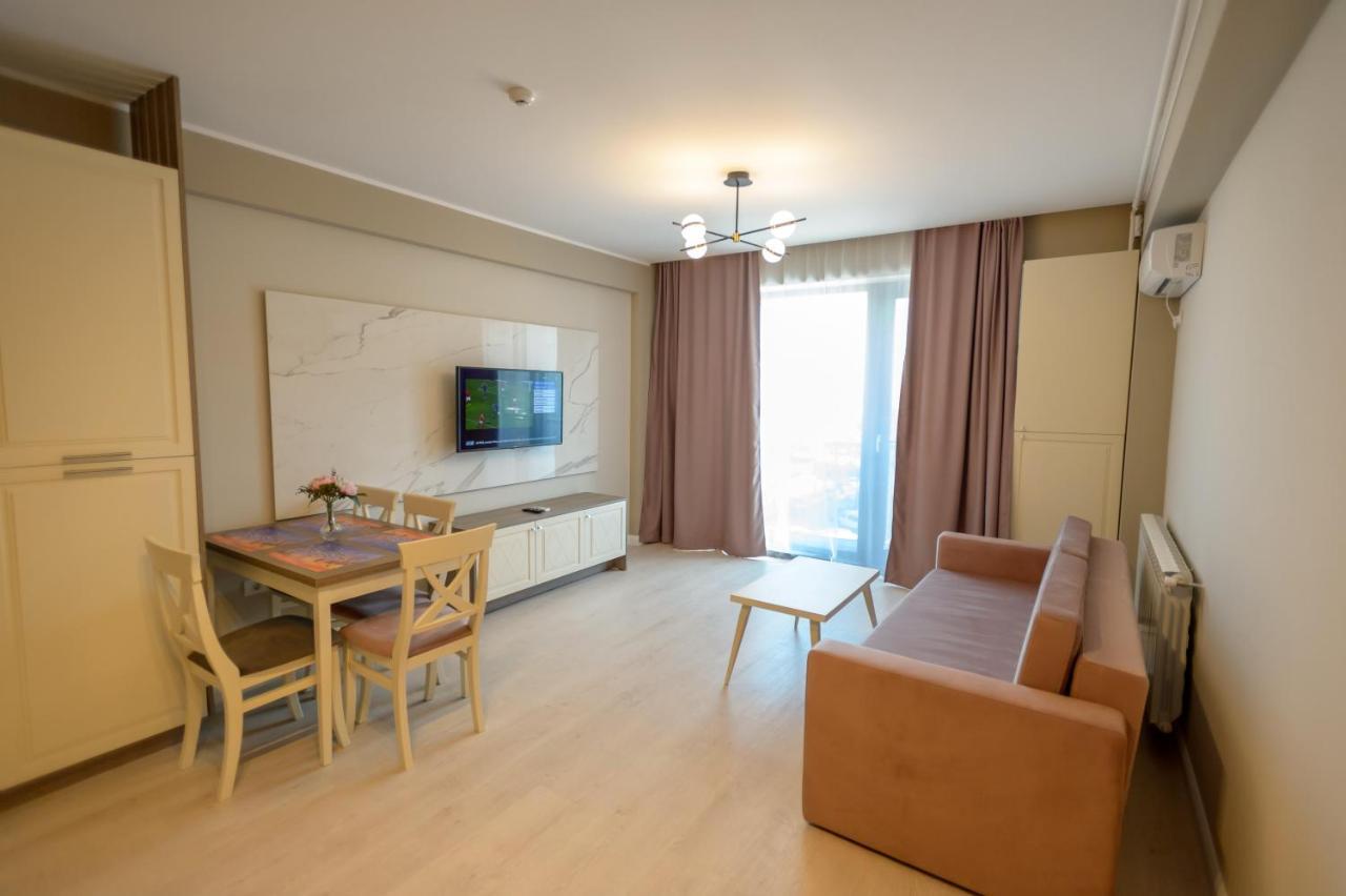 Plazza Mamaia Nord Aparthotel Navodari Bagian luar foto