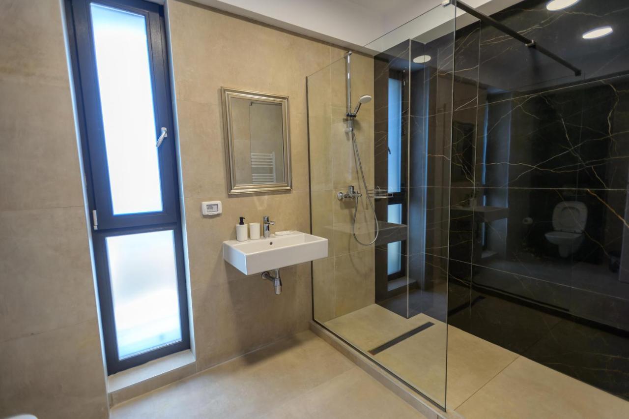 Plazza Mamaia Nord Aparthotel Navodari Bagian luar foto