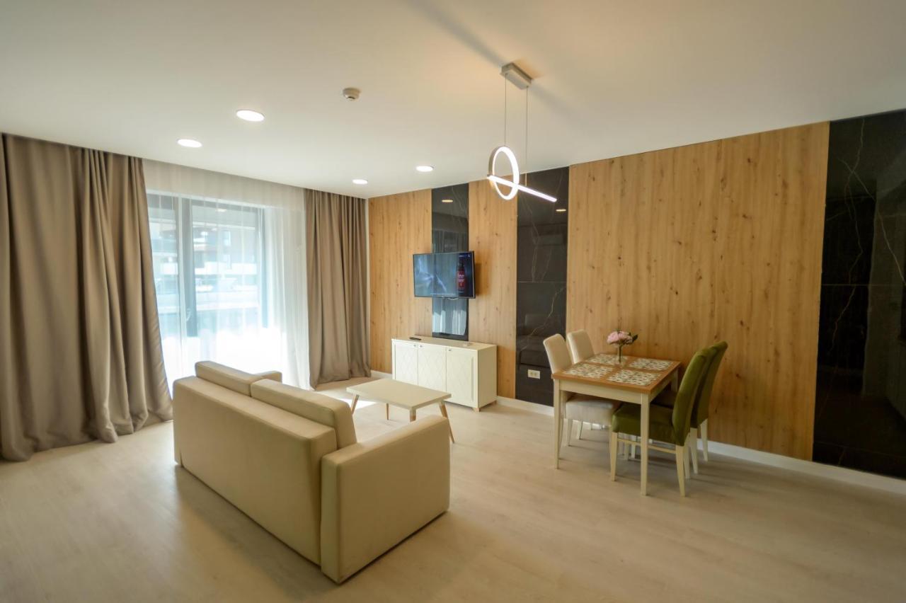 Plazza Mamaia Nord Aparthotel Navodari Bagian luar foto