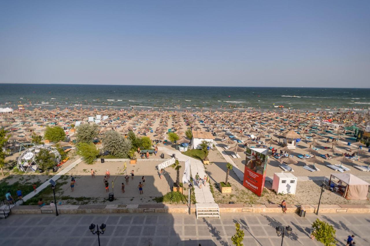 Plazza Mamaia Nord Aparthotel Navodari Bagian luar foto